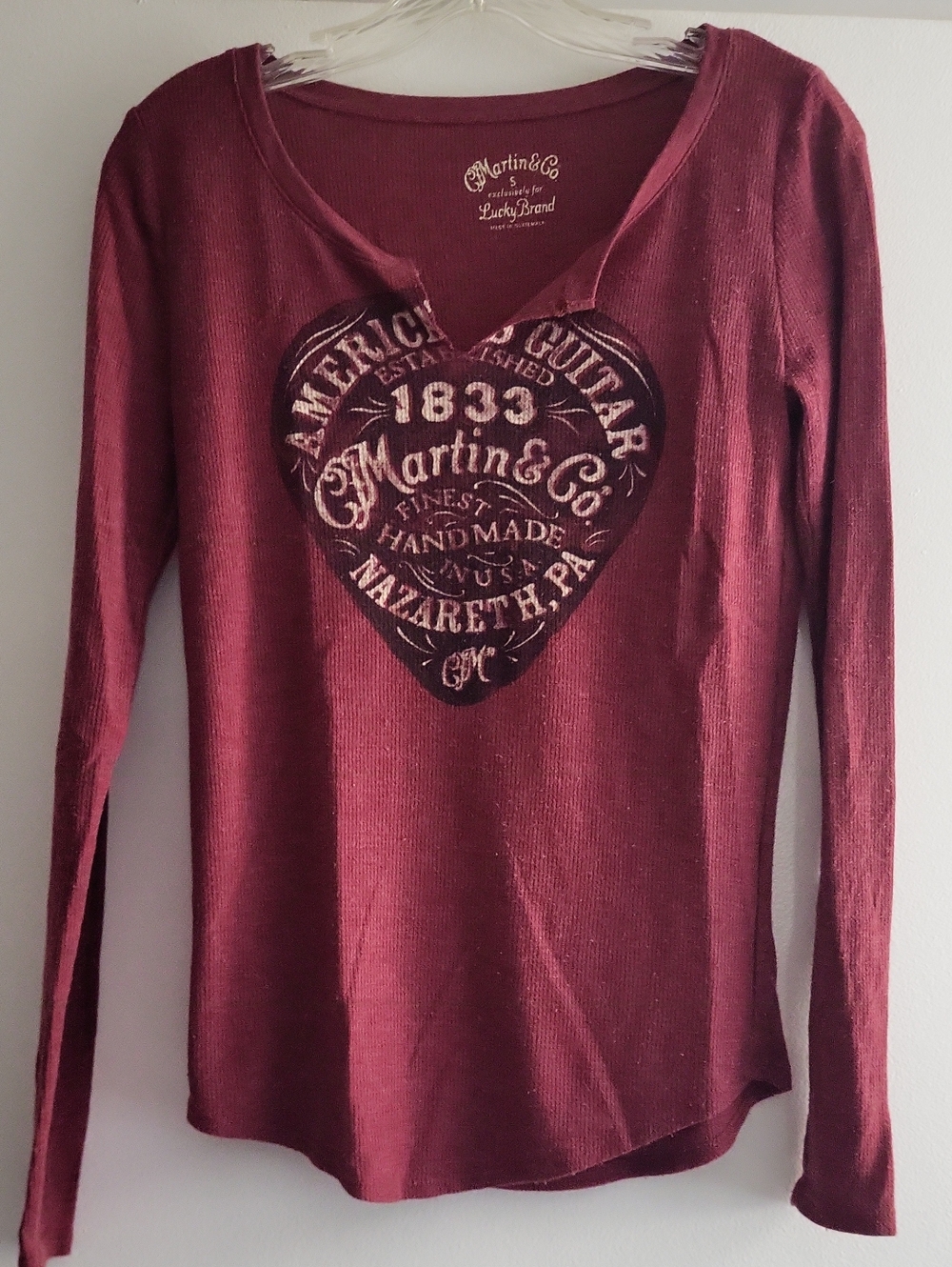 Lucky Brand Women's Burgundy Long Sleeve Graphic Thermal Tee